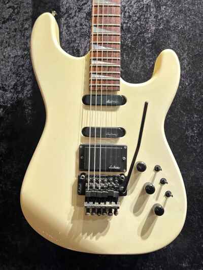 Charvel Model 4 HSS with Rosewood Fretboard 1980s - Pearl White Locking Trem