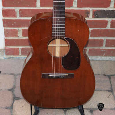 1952 Martin 00-17 acoustic guitar