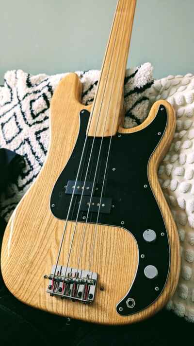 1978-80 Fender P bass Fretless