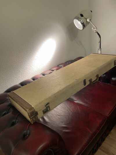 1954 FENDER STRATOCASTER CENTER POCKET TWEED CASE