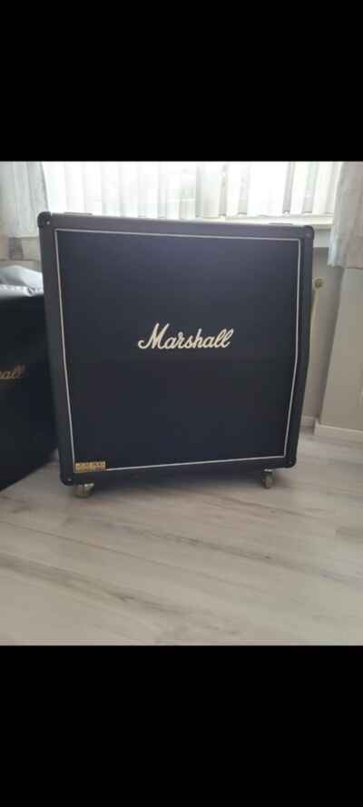 Marshall 1960 A 4x12 Box schräg 300 Watt - G12T / 75 Speaker