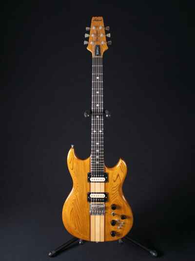 This 1981 Aria Pro II Thor Sound TS-600 is a vintage gem in very good condition,
