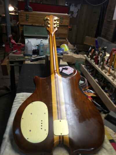 alembic guitar 1976 LSG  serie 76-555