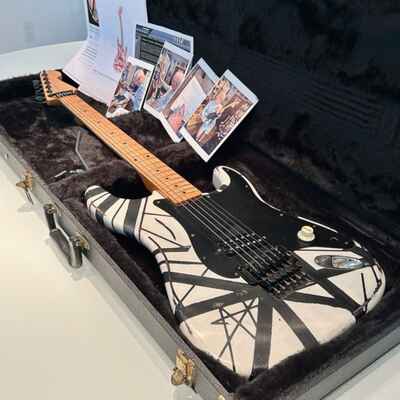 Paul Unkert 1985 Kramer  /  Van Halen style guitar. ULTRA RARE. DOCUMENTED.