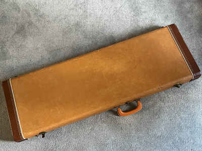 1958-64 Fender Musicmaster Duo Sonic Mustang guitar hard case blonde tan