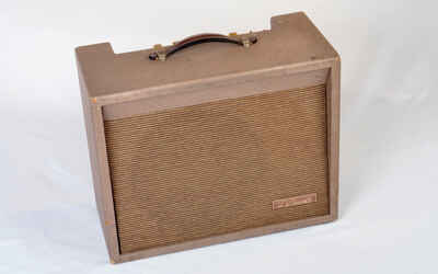 1960 DeArmond R15T Vintage Guitar Amplifier 12 Inch Jensen Speaker, All Tube