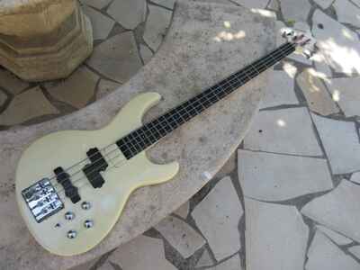 Aria Pro II Prototype Basse Guitare SB