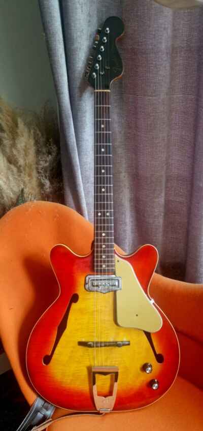 FENDER CORONADO 1966