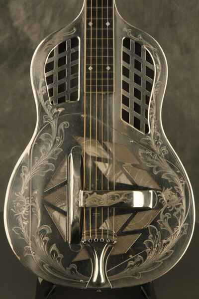 1930s National Style 4 Tri-Cone Resonator Hawaiian Square neck