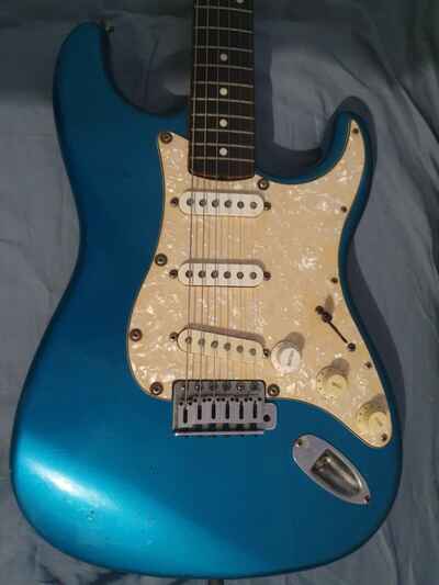 Fender stratocaster japan 1985
