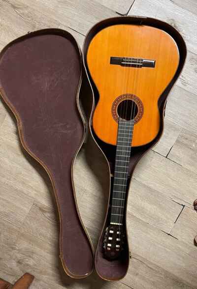 Yamaha G-130A  Nippon Gakki 1960s Acoustic Guitar  Missing a String. with case