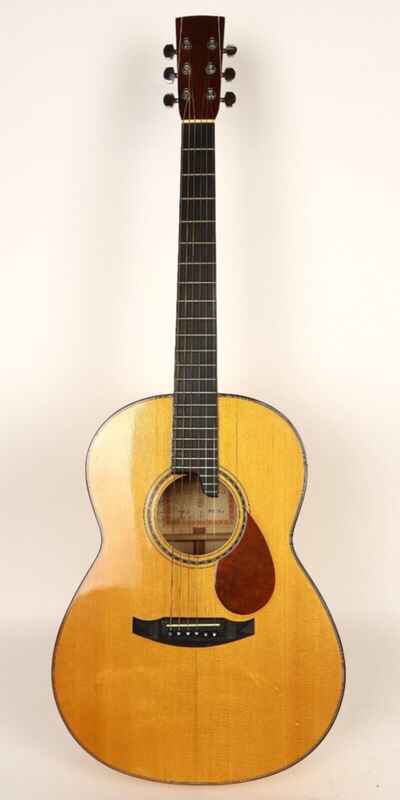 1977 Peter Malawista T-2 Acoustic Guitar w / Hard Case