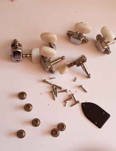 Vintage Vox Challenger  tuners