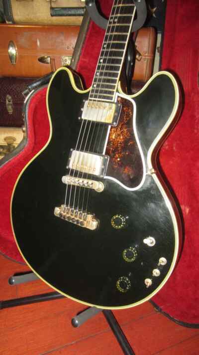 1982 Gibson ES-Artist Black Original Hardshell Case