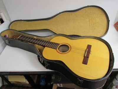 Goya Model # GG-10 6 String Acoustic Guitar w / Hard Case