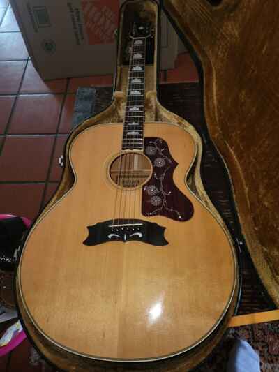 J 200 Guitar 1975 Egima J-250s  Style Acoustic Guitar Made in Japan With Case