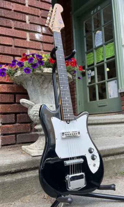 Vintage 1970??s Kay E100 Electric Guitar (Tulip Body Style, Fresh Pro Setup)