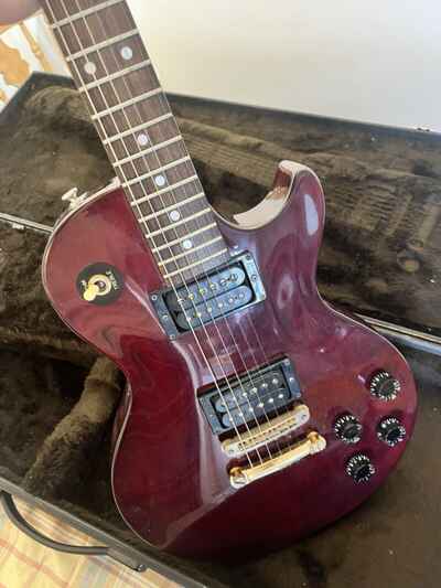 AriaPro ii MATSUMOKU 1979 Electric Guitar - Case included
