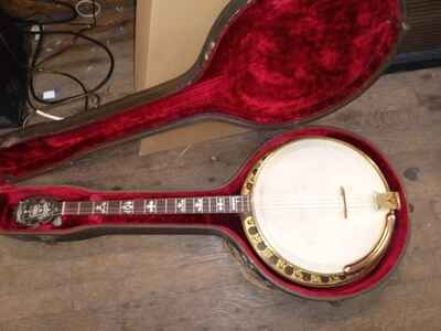 ? For Sale: Vintage Paramount WM. Lange Aristocrat Tenor Banjo ?