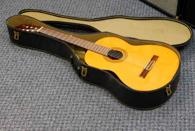 Vintage 1980s Sierra Model 2236 Classical Acoustic Guitar w /  Case! VERY NICE!!!