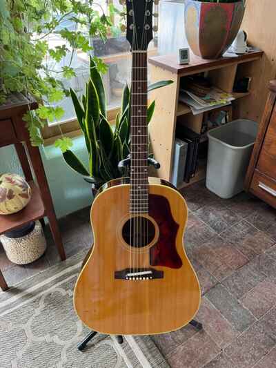 1966 Gibson J50 ADJ Dreadnaught 6 string acoustic guitar