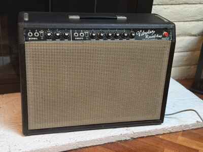 1964 Fender Vibrolux Reverb-Amp,